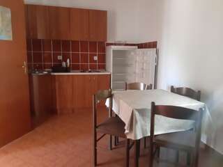 Гостевой дом Apartments Marina Петровац Апартаменты с 2 спальнями-8