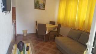 Гостевой дом Apartments Marina Петровац Апартаменты с 1 спальней и террасой-2