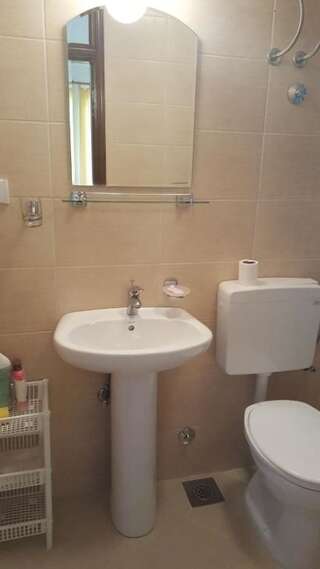 Гостевой дом Apartments Marina Петровац Апартаменты с 1 спальней и террасой-8